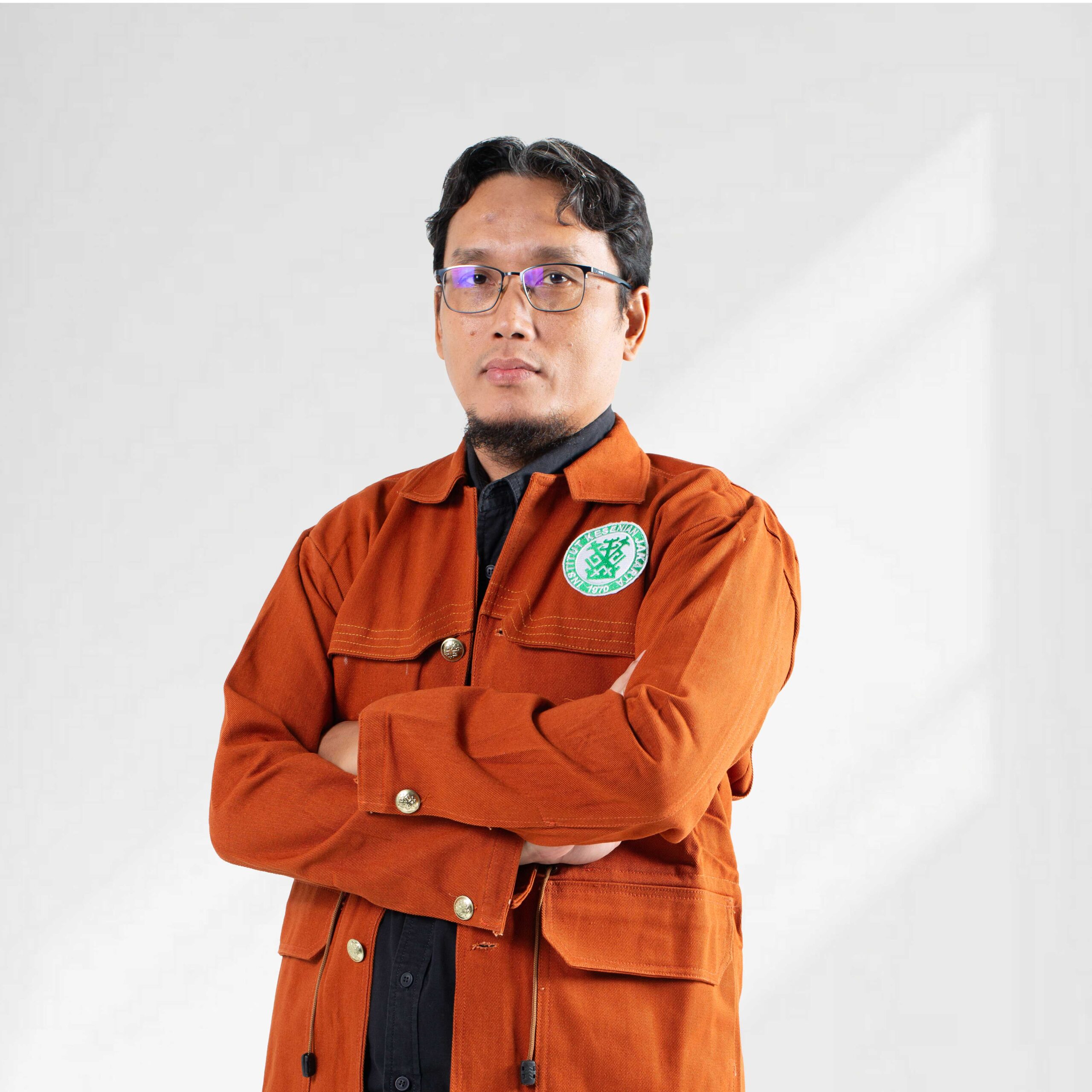 Ashari, M.Sn.